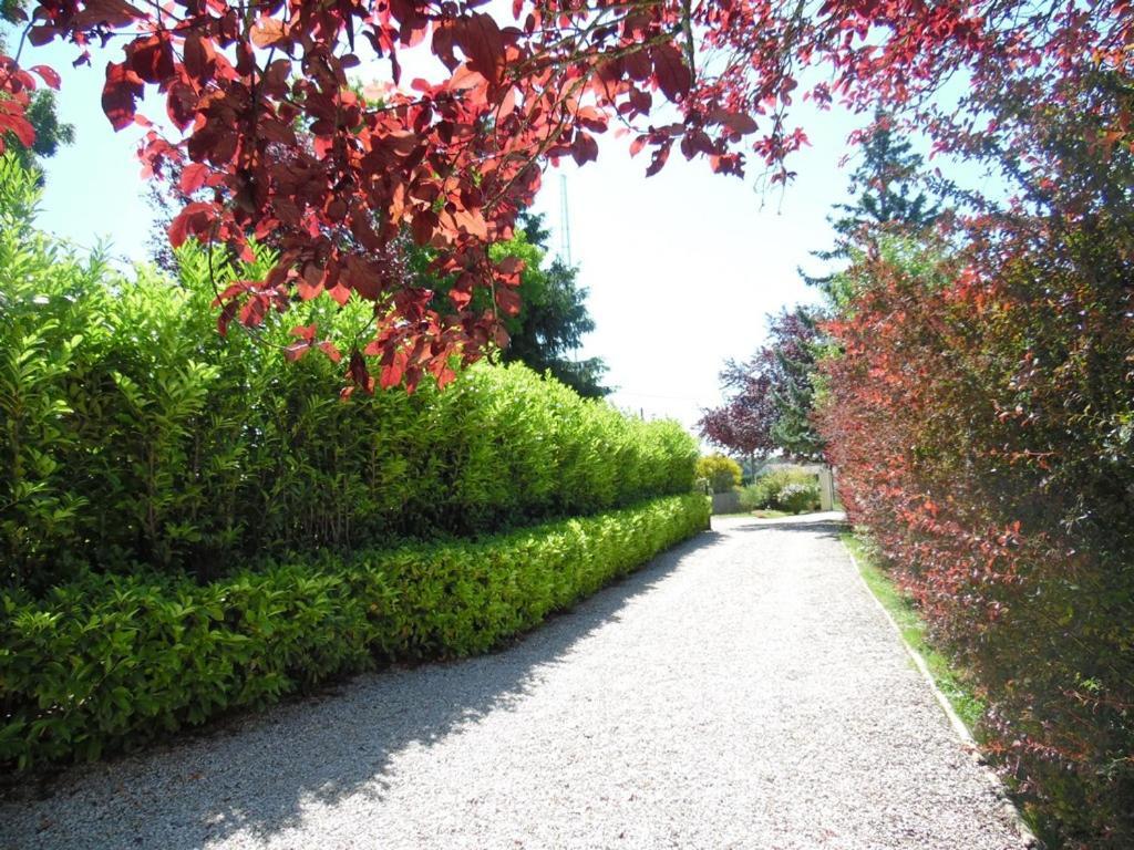 Le Clos Des Tuileries Montholon المظهر الخارجي الصورة
